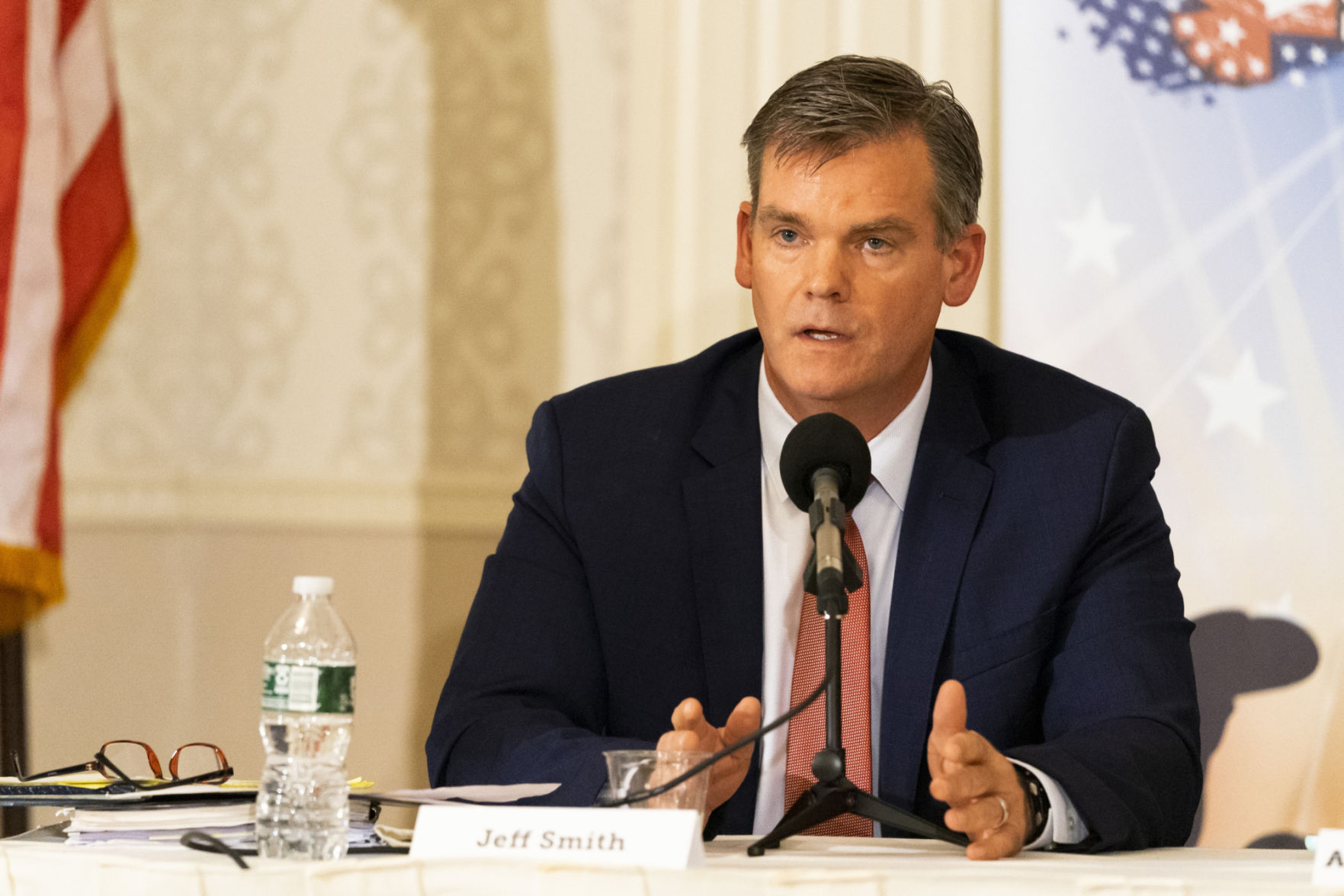 Mayoral entries spar over experience